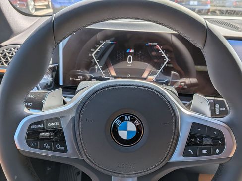 New 2026 BMW X5 xDrive40i w/ M Sport Package AWD/4WD image 21