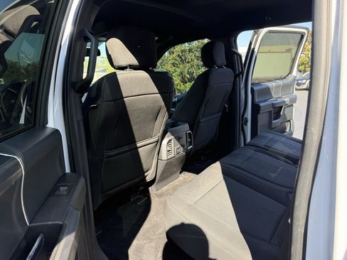 Used 2018 Ford F150 XLT w/ Equipment Group 302A Luxury AWD/4WD image 18