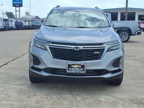 Used 2023 Chevrolet Equinox RS w/ RS Leather Package FWD image 2
