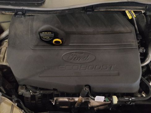 Used 2017 Ford Escape SE FWD image 30