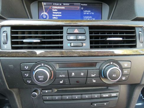 Used 2013 BMW 328i Convertible image 51