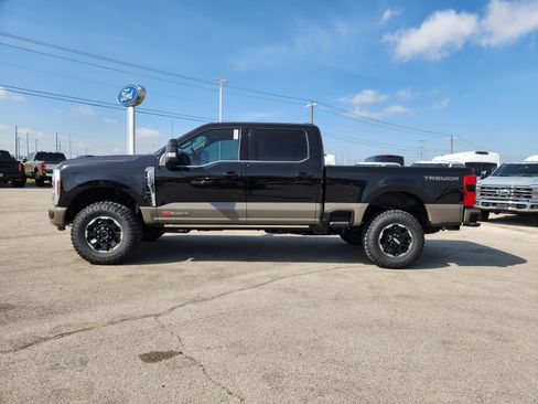 New 2026 Ford F250 King Ranch w/ Tremor Off-Road Package AWD/4WD image 3