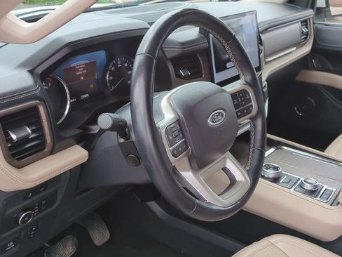 Used 2022 Ford Expedition Max Limited AWD/4WD image 10