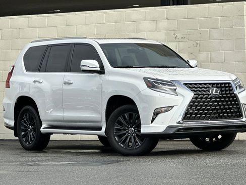 Used 2020 Lexus GX 460 Premium image 2