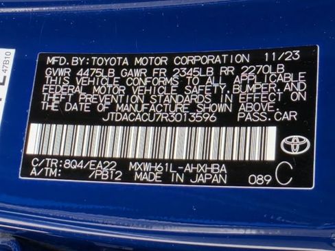 Used 2024 Toyota Prius Prime Premium FWD image 33