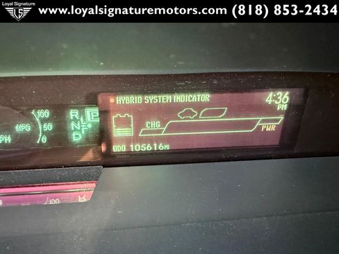 Used 2013 Toyota Prius Three w/ Solar Roof Pkg FWD image 23