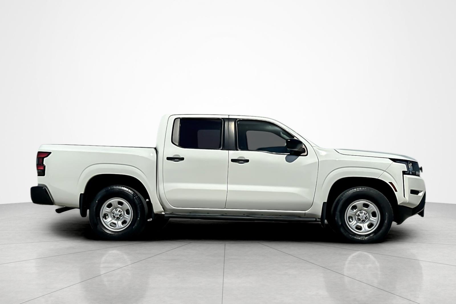 Used 2024 Nissan Frontier S AWD/4WD image 6