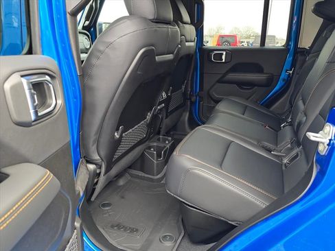 New 2026 Jeep Gladiator Sport image 5