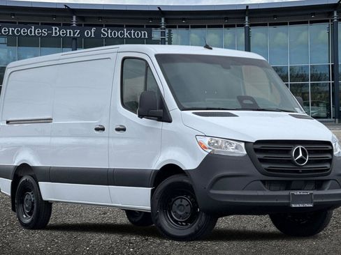 New 2026 Mercedes-Benz Sprinter 2500 image 2