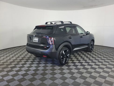 New 2026 Nissan Kicks SR image 4