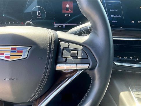 Used 2023 Cadillac Escalade Premium Luxury Platinum image 12