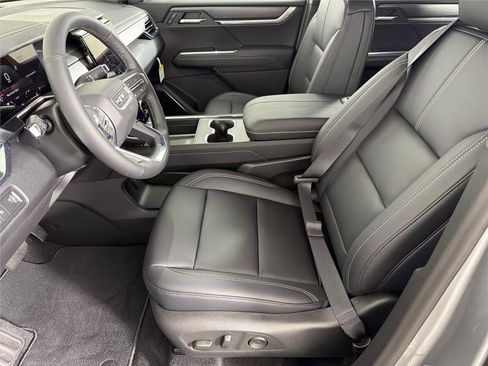New 2026 GMC Acadia Elevation w/ Black Edition FWD image 7
