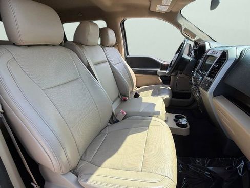Used 2017 Ford F150 Lariat RWD image 34