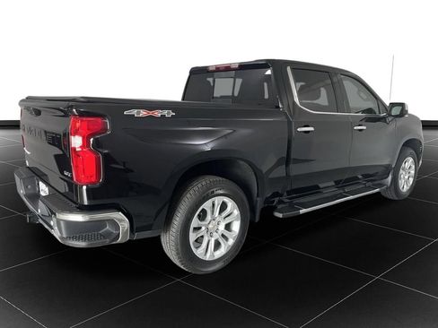Used 2025 Chevrolet Silverado 1500 LTZ w/ Technology Package AWD/4WD image 5