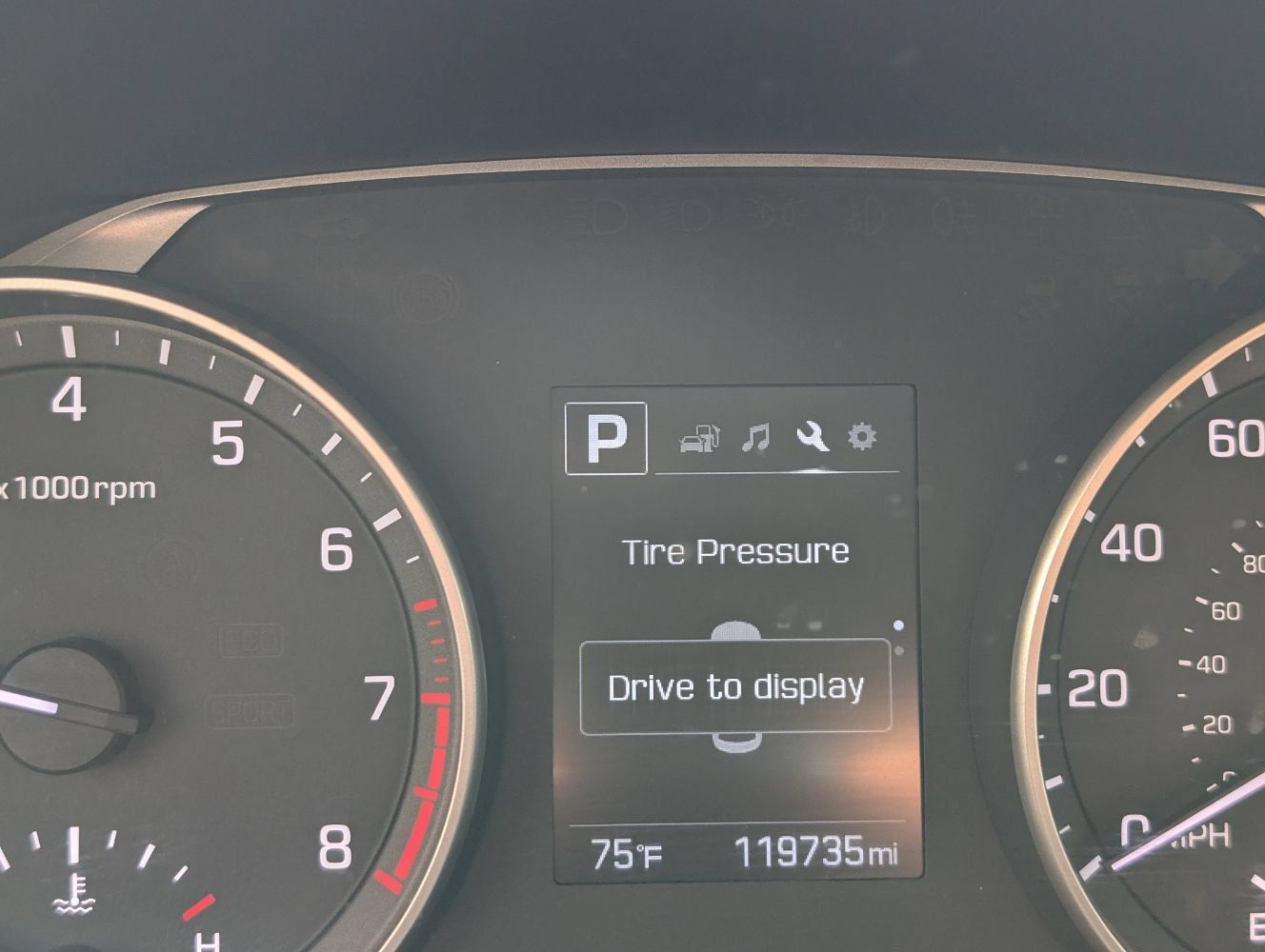 Used 2017 Hyundai Elantra Limited FWD image 20
