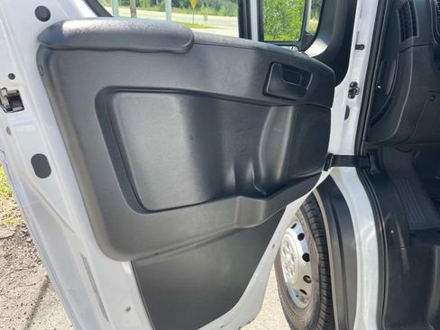 Used 2023 RAM ProMaster 2500 FWD image 19