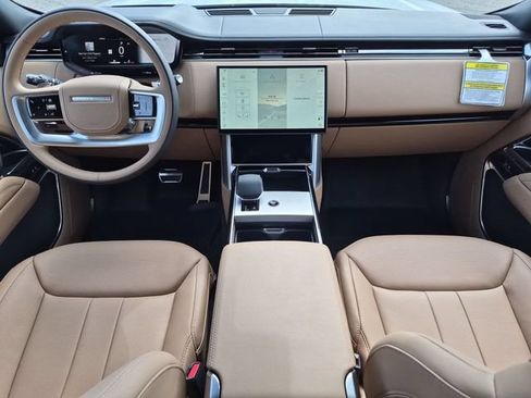 New 2026 Land Rover Range Rover Long Wheelbase SE AWD/4WD image 14