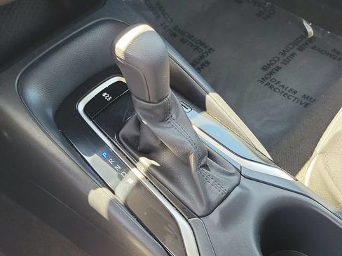 Used 2023 Toyota Corolla LE FWD image 11