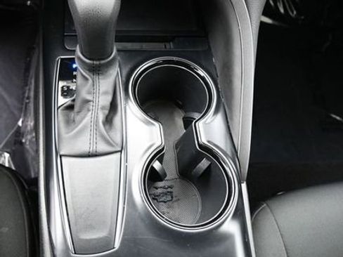 Used 2020 Toyota Camry LE image 16