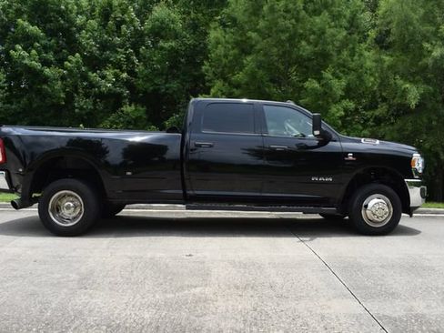 Used 2020 RAM 3500 Tradesman AWD/4WD image 3