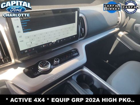 Used 2025 Ford Expedition Active AWD/4WD image 11