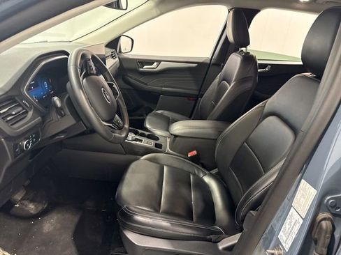 Used 2025 Ford Escape Platinum AWD/4WD image 8