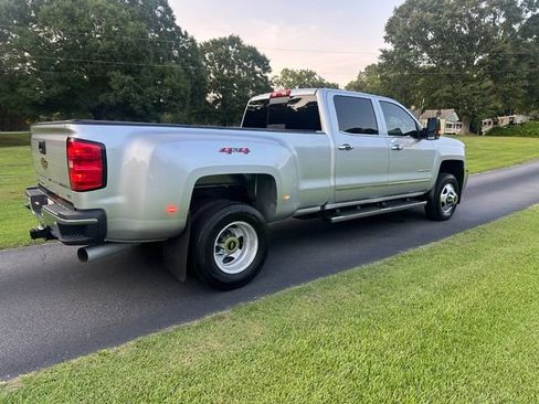 Used 2019 Chevrolet Silverado 3500 LTZ w/ Duramax Plus Package AWD/4WD image 3