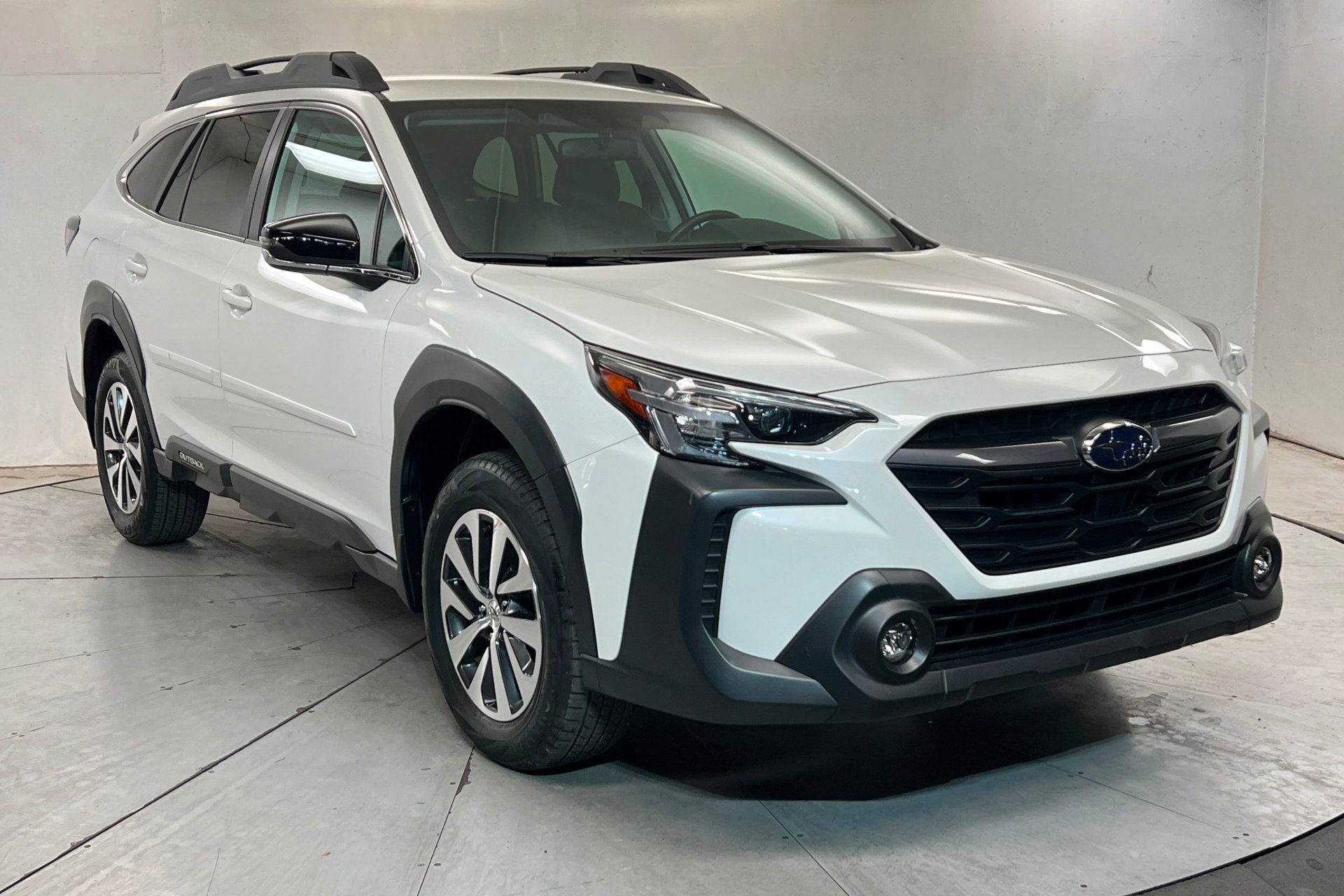 Used 2025 Subaru Outback Premium AWD/4WD image 8