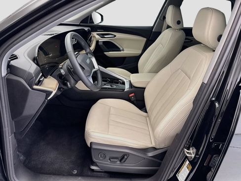 Certified 2025 Audi Q5 Premium Plus w/ Premium Plus AWD/4WD image 18