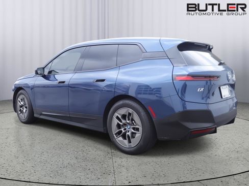 Certified 2023 BMW iX xDrive50 w/ Ultimate Package image 3