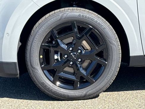 New 2026 Kia Carnival SX Prestige FWD image 36