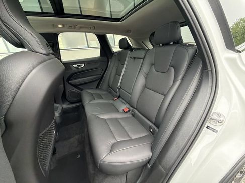 Certified 2024 Volvo XC60 B5 Plus w/ Protection Package Premier AWD/4WD image 23