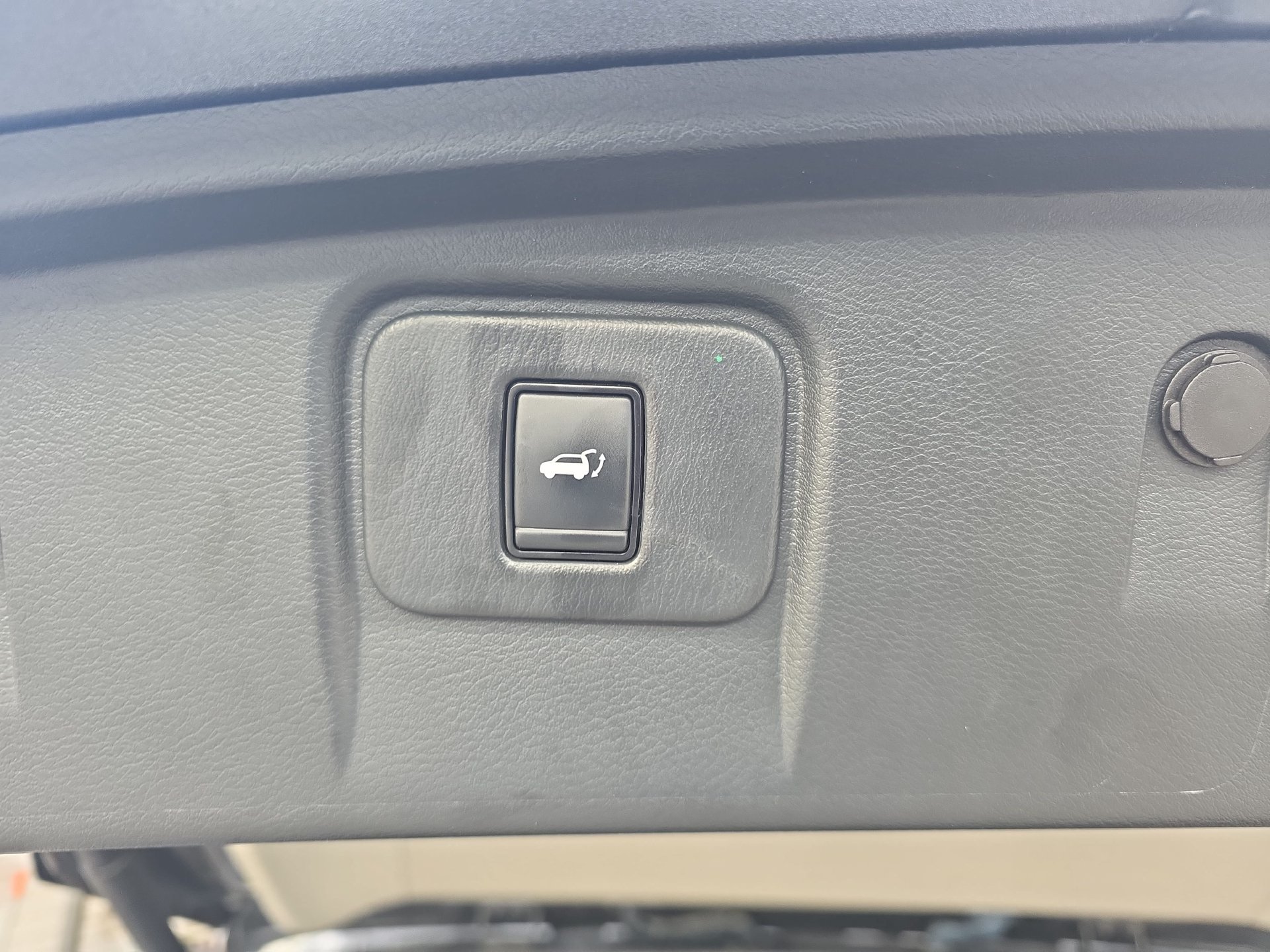 Used 2022 Nissan Murano SL FWD image 13