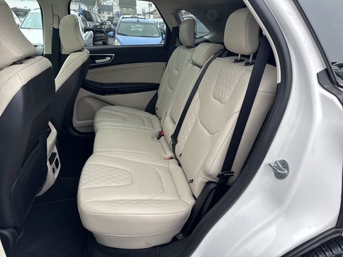 Certified 2023 Ford Edge Titanium image 15