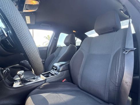 Used 2015 Dodge Charger R/T RWD image 8