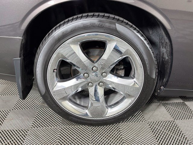 Used 2014 Dodge Challenger R/T Plus RWD image 12
