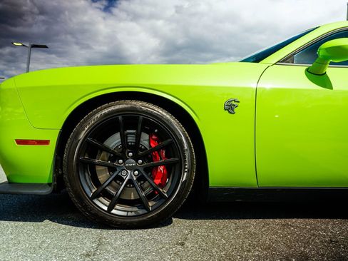 Used 2023 Dodge Challenger SRT Hellcat w/ Driver Convenience Group RWD image 11