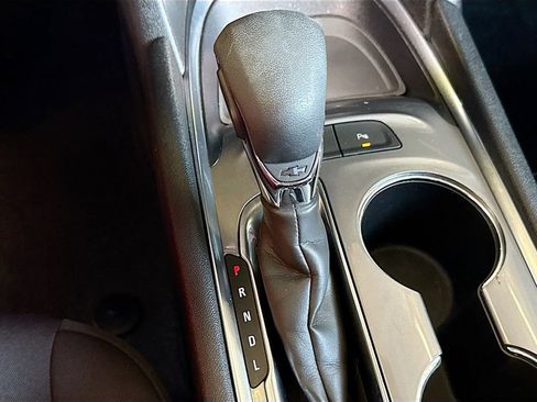 Used 2024 Chevrolet Malibu LT FWD image 15