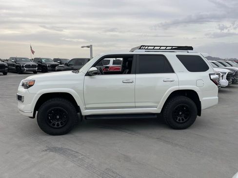 Used 2023 Toyota 4Runner Limited image 4