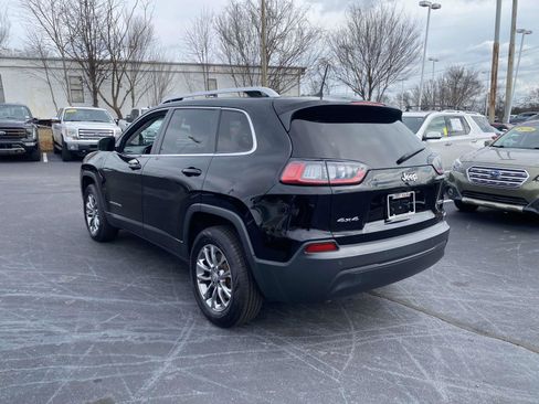 Used 2019 Jeep Cherokee Latitude Plus image 5