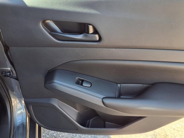 Used 2025 Nissan Altima 2.5 S FWD image 24