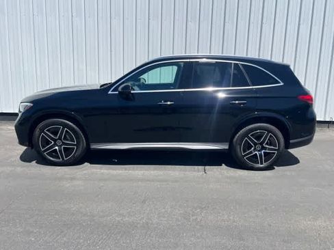 Used 2026 Mercedes-Benz GLC 300 image 3