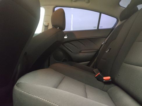 Used 2018 Kia Forte LX FWD image 18