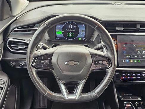 Used 2022 Chevrolet Bolt EUV LT w/ Convenience Package image 16