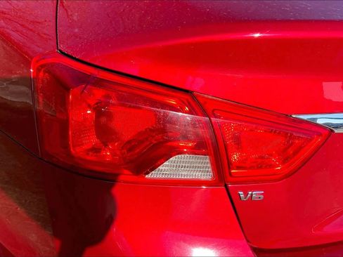 Used 2015 Chevrolet Impala LTZ image 27