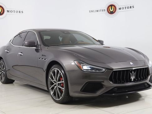 Used 2022 Maserati Ghibli Modena image 25