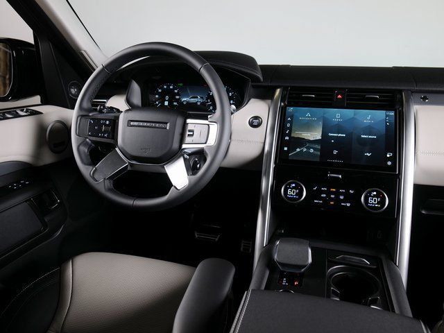 New 2026 Land Rover Discovery Dynamic SE AWD/4WD image 11