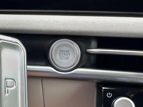 New 2026 Hyundai Tucson Limited image 32