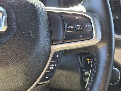 Used 2022 RAM 1500 Big Horn AWD/4WD image 37
