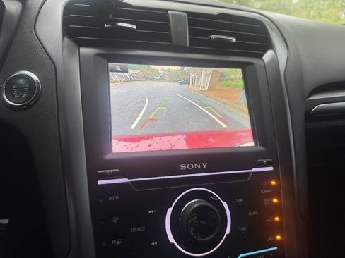 Used 2015 Ford Fusion Titanium FWD image 23